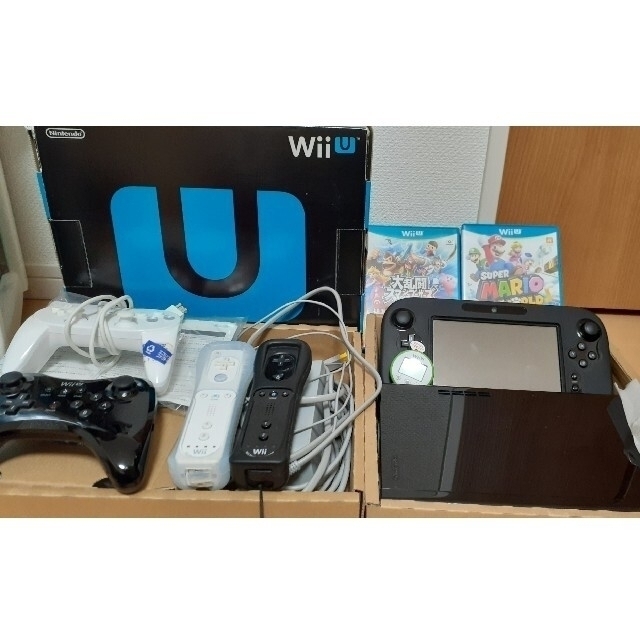 wiiU　本体　wiiFitUセット(+ソフト)家庭用ゲーム機本体