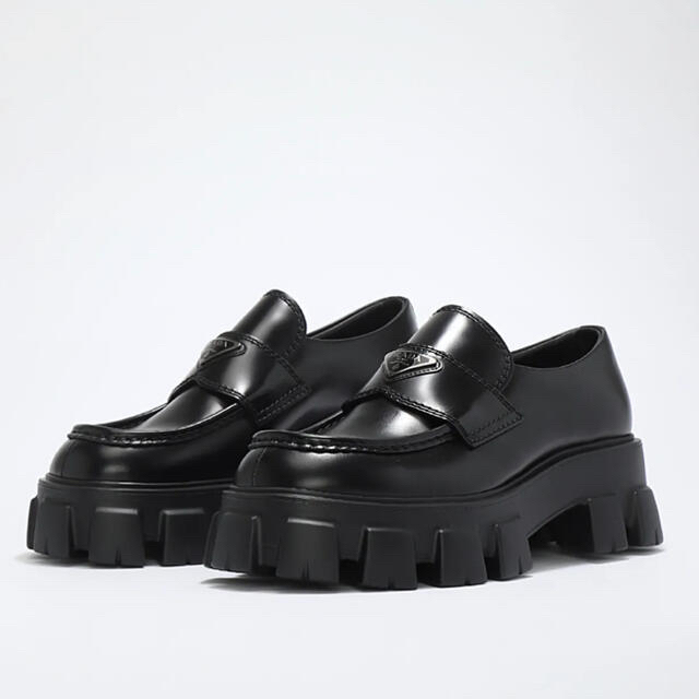 PRADA 革靴 ブーツ ブラッシュドレザーの通販 by 何でも屋|プラダならラクマ - Prada ローファー モノリス 国産定番