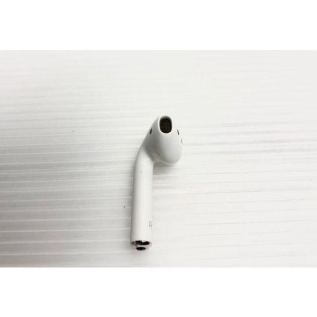 【美品】Apple アップル AirPods 第1世代 右耳R スマホ/家電/カメラのオーディオ機器(ヘッドフォン/イヤフォン)の商品写真