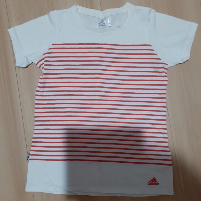 adidas(アディダス)のアディダス　Tシャツ　ボーダー レディースのトップス(Tシャツ(半袖/袖なし))の商品写真