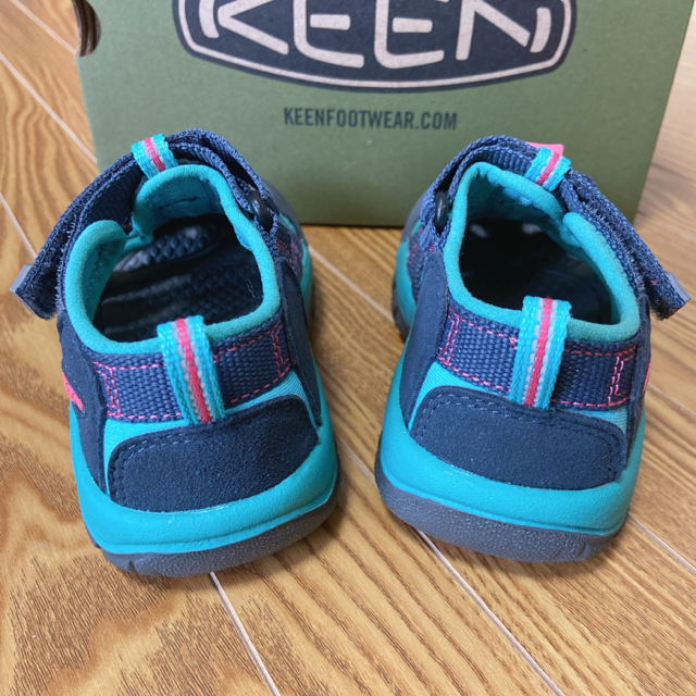 KEEN(キーン)のKEEN サンダル キッズ/ベビー/マタニティのキッズ靴/シューズ(15cm~)(サンダル)の商品写真