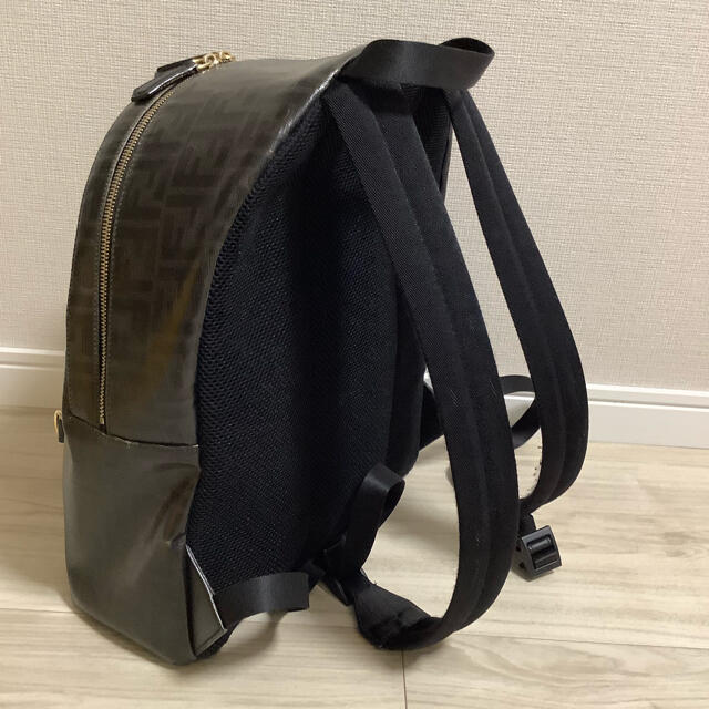 FENDI × FILA限定コラボ】バックパック FENDI紙袋付き バッグ FENDI × FILA限定コラボ】バックパック FENDI紙袋付き バッグ