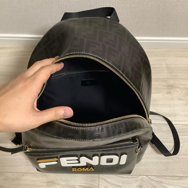 FENDI × FILA限定コラボ】バックパック FENDI紙袋付き バッグ FENDI × FILA限定コラボ】バックパック FENDI紙袋付き バッグ