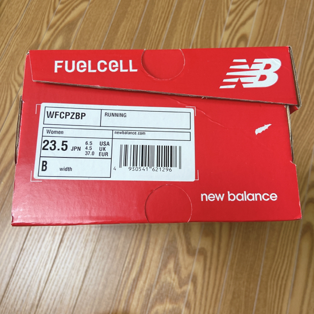 New Balance(ニューバランス)のニューバランス　レディースランニングシューズ スポーツ/アウトドアのランニング(シューズ)の商品写真