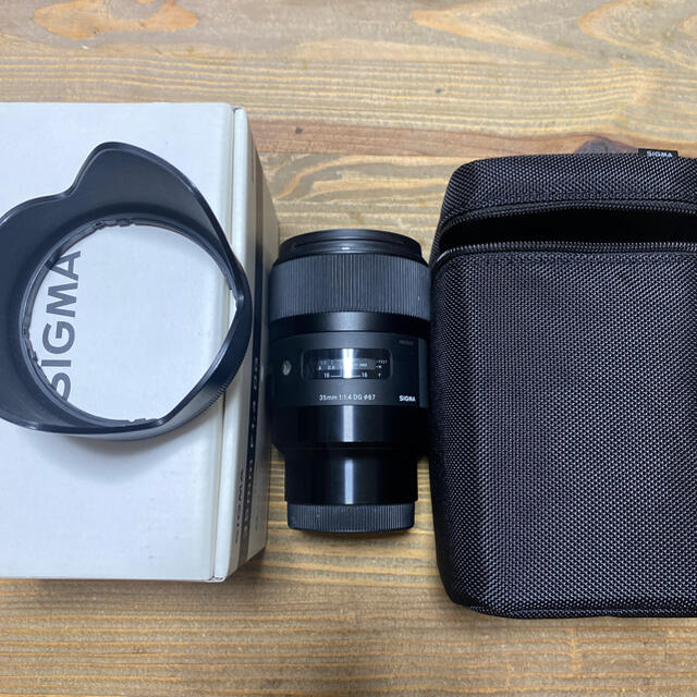 SIGMA(シグマ)のSIGMA 35mm F1.4 art ソニー用 スマホ/家電/カメラのカメラ(レンズ(単焦点))の商品写真