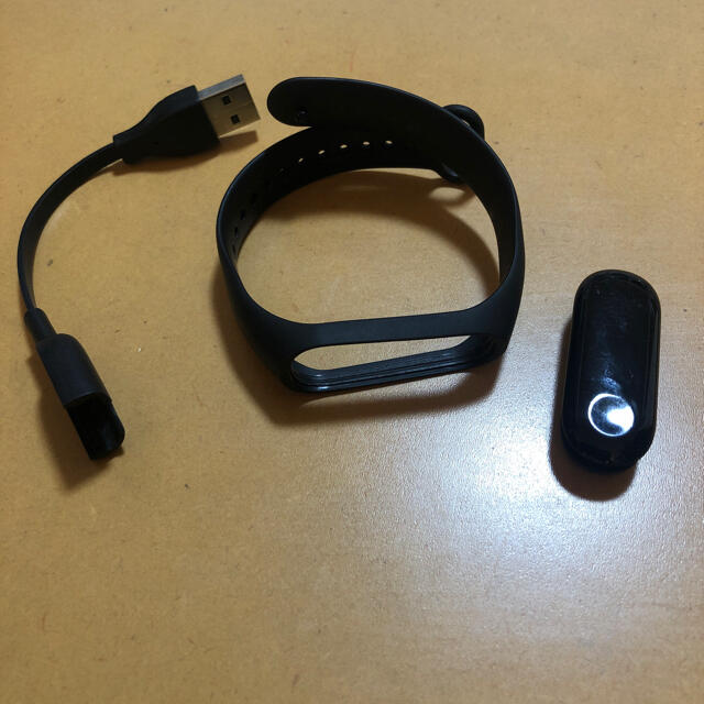 Xiaomi(シャオミ) mi band 3 スポーツ/アウトドアのトレーニング/エクササイズ(トレーニング用品)の商品写真