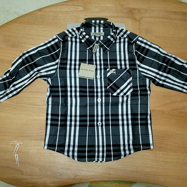 BURBERRY(バーバリー)の【mini_mmさま専用】 キッズ/ベビー/マタニティのキッズ服男の子用(90cm~)(ブラウス)の商品写真