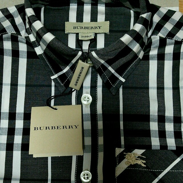 BURBERRY(バーバリー)の【mini_mmさま専用】 キッズ/ベビー/マタニティのキッズ服男の子用(90cm~)(ブラウス)の商品写真