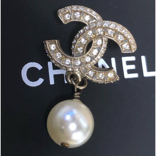 CHANELピアス　片耳