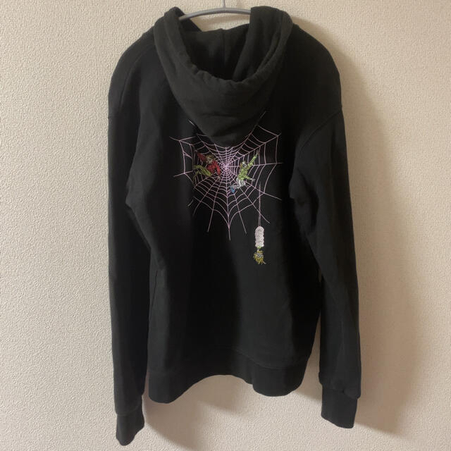 【人気デザイン】LEFT ALONE クモの巣 刺繍 プル パーカー