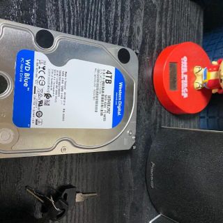 hdd 4TB(PCパーツ)