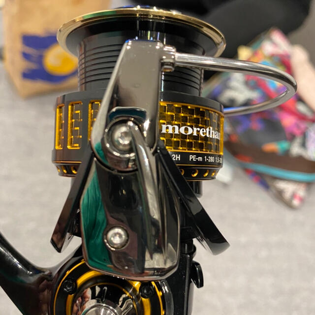 DAIWA(ダイワ)の17 モアザン　3012 スポーツ/アウトドアのフィッシング(リール)の商品写真