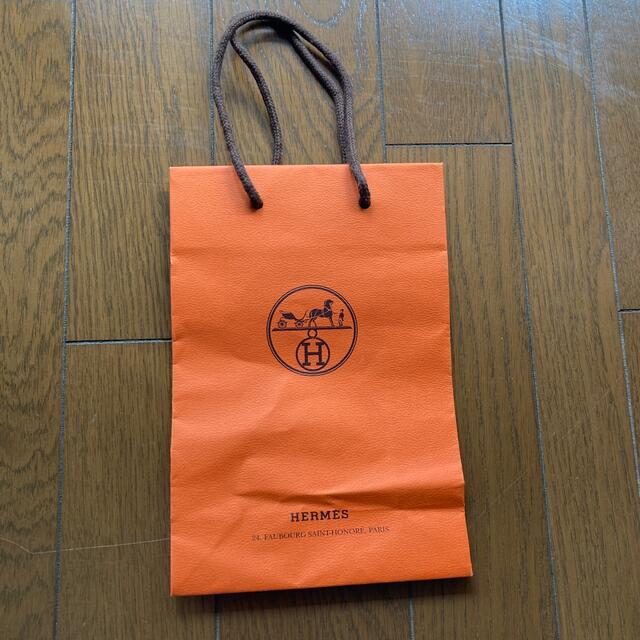 Hermes(エルメス)のエルメス ショッパー 紙袋 ショップ袋 オレンジ ショップバッグ　HERMES レディースのバッグ(ショップ袋)の商品写真