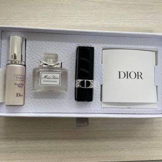 ディオール(Dior)のDior ビューティディスカバリーキット　ディオール　香水口紅セラム(美容液)