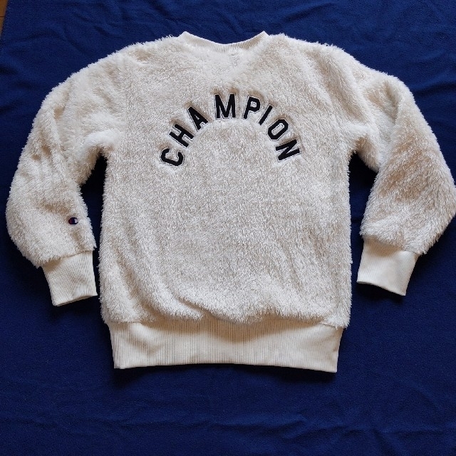 Champion(チャンピオン)のチャンピオン　トレーナー　サイズ160 キッズ/ベビー/マタニティのキッズ服女の子用(90cm~)(Tシャツ/カットソー)の商品写真