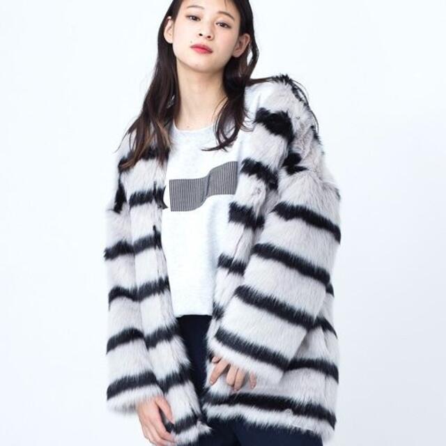 X-girl(エックスガール)のX-girl エックスガール FUN FUN FUR COAT 新品タグ付き レディースのジャケット/アウター(毛皮/ファーコート)の商品写真