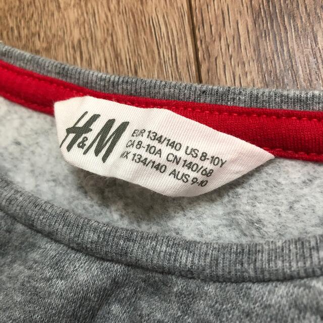 H&M(エイチアンドエム)のH&M  ネコ　猫　ねこ　ワンピース　140 キッズ/ベビー/マタニティのキッズ服女の子用(90cm~)(ワンピース)の商品写真