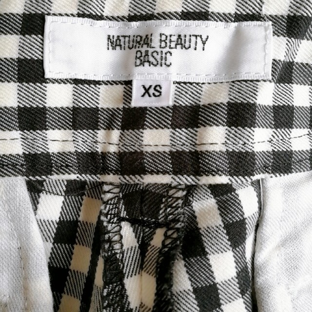 N.Natural beauty basic(エヌナチュラルビューティーベーシック)の美品　チェックパンツ レディースのパンツ(カジュアルパンツ)の商品写真