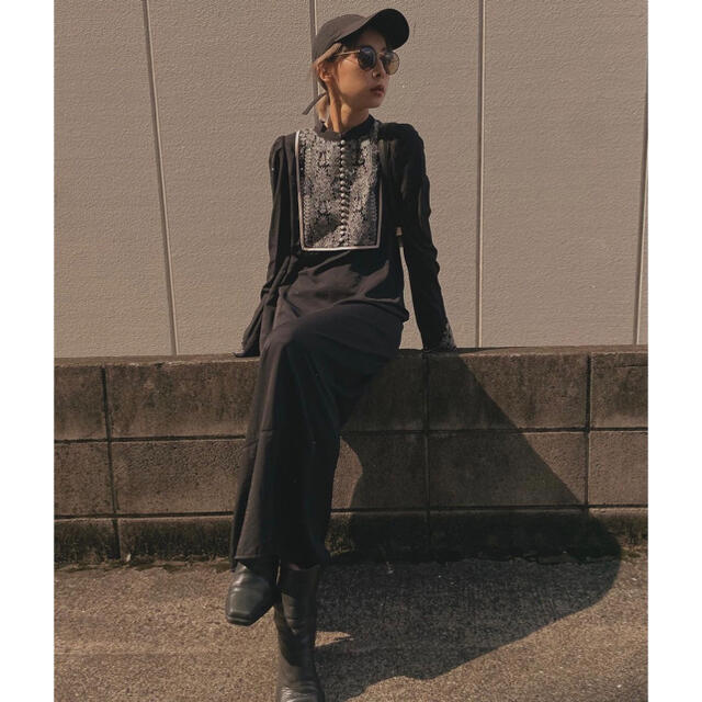 Ameri VINTAGE - ELFIN EMBROIDERY CAFTAN DRESSの通販 by ぴの's shop