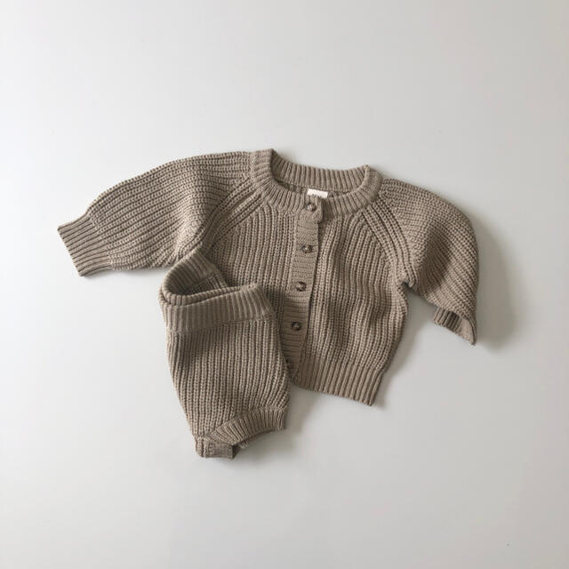 韓国子供服　cardigan knit set  ベージュM ベビー服 キッズ/ベビー/マタニティのベビー服(~85cm)(ロンパース)の商品写真