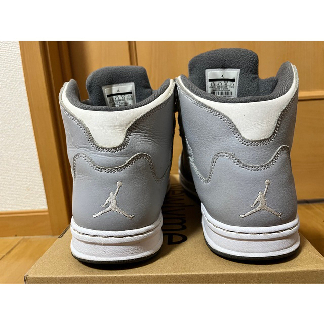 NIKE(ナイキ)のNIKE AIR JORDAN 5 PRIME　TRUE FLIGHT メンズの靴/シューズ(スニーカー)の商品写真