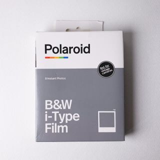 Polaroid B&W i-Type Film(フィルムカメラ)