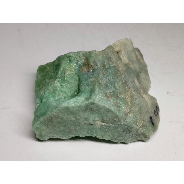 鮮緑 310g  M 翡翠 ヒスイ 翡翠原石 原石 鑑賞石 自然石 鉱物 水石
