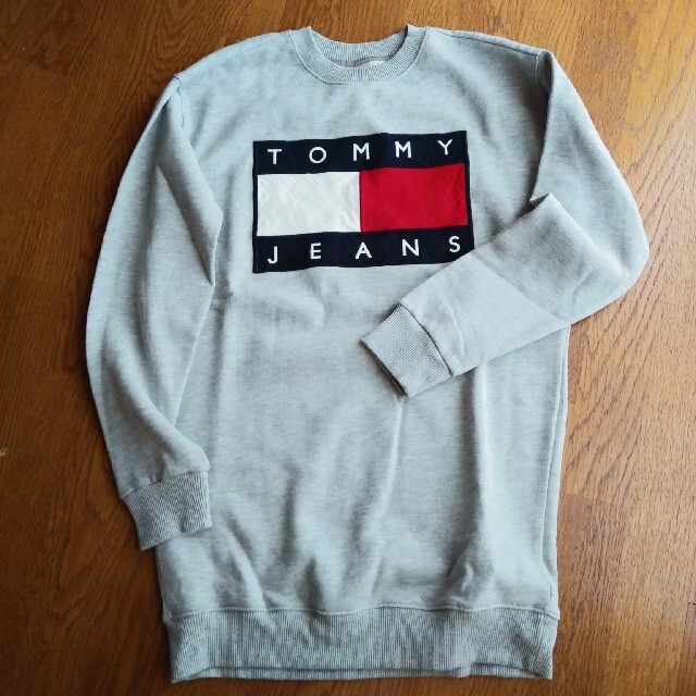 美品 TOMMY HILFIGER ロゴ スウェット ワンピース グレー XS-