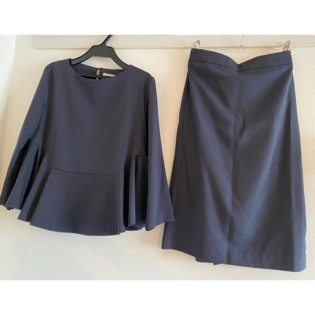 【Dress Lab】ペプラムセットアップスーツ レディースのフォーマル/ドレス(スーツ)の商品写真