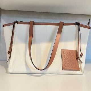 ロエベ(LOEWE)のロエベ　クッショントート　ラージサイズ(トートバッグ)