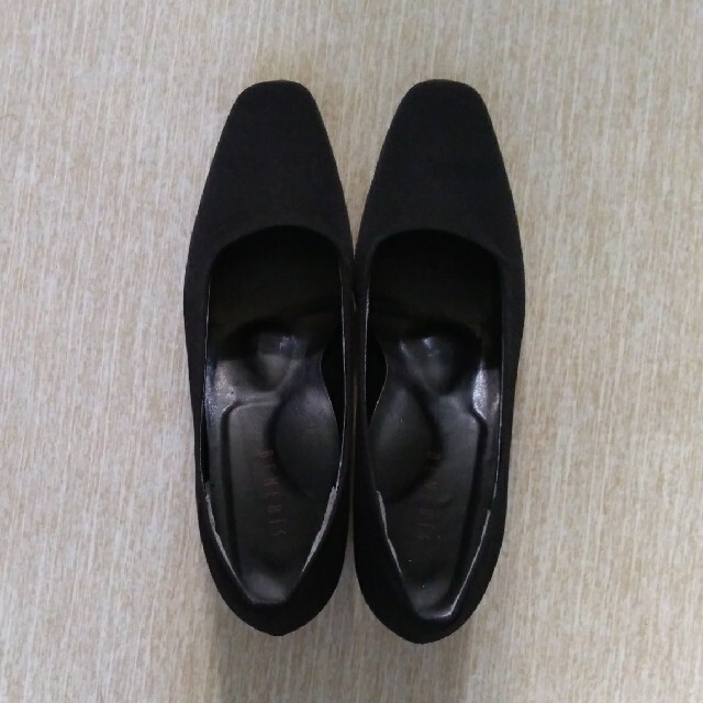 ベルメゾン(ベルメゾン)のベネビス（ベルメゾン）フォーマルパンプス 黒 24.5cm E 美品 レディースの靴/シューズ(ハイヒール/パンプス)の商品写真