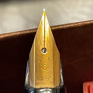 PLATINUM  18 K  万年筆(ペン/マーカー)