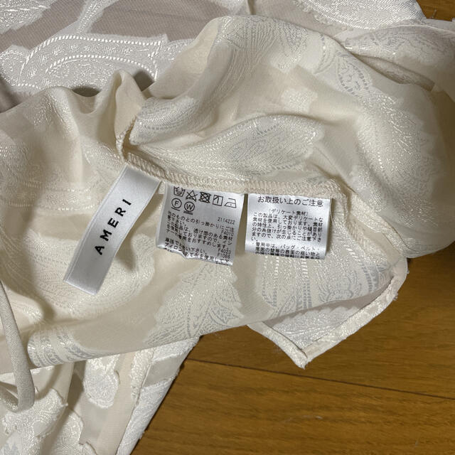 Ameri VINTAGE(アメリヴィンテージ)のアメリヴィンテージ　HAOKAN BACK RIBBON BLOUSE レディースのトップス(シャツ/ブラウス(長袖/七分))の商品写真