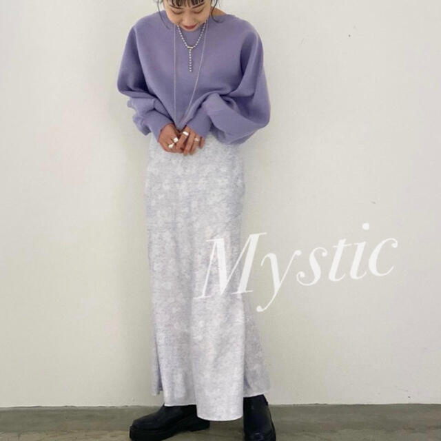 mystic(ミスティック)のミスティック　花柄サテンスカート レディースのスカート(ロングスカート)の商品写真