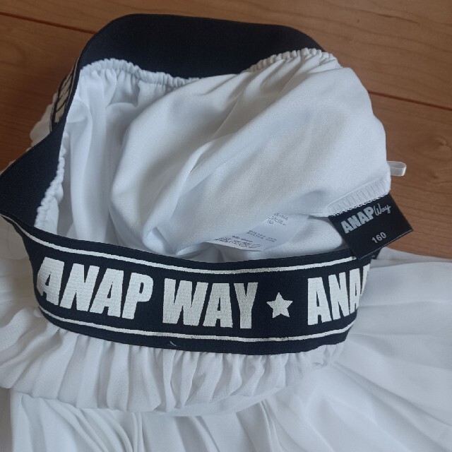 ANAP(アナップ)のアナップ　ANAP　フレアスカート　160 白　匿名発送 キッズ/ベビー/マタニティのキッズ服女の子用(90cm~)(パンツ/スパッツ)の商品写真