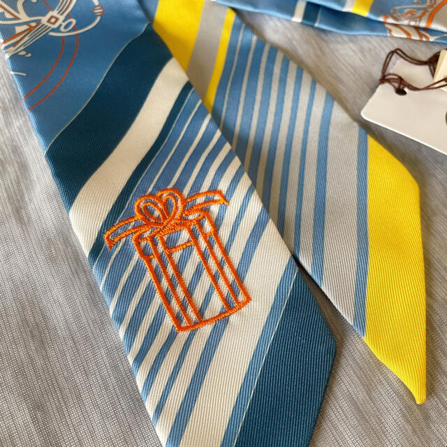 毎回完売 エクスリブリス 新品未使用 HERMES ツイリー エルメス