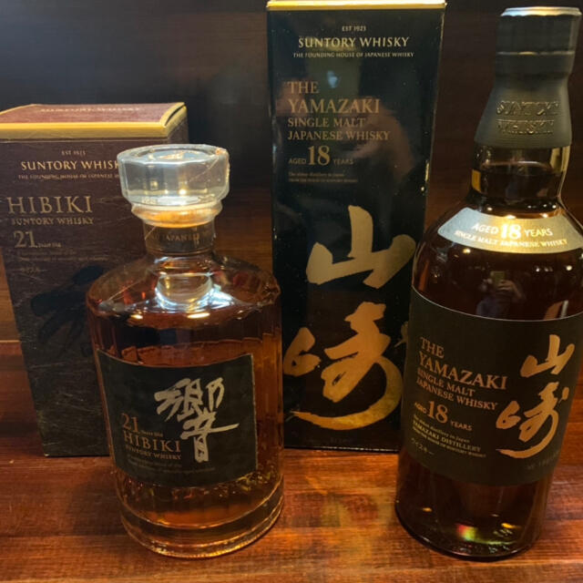 山崎18年　響21年食品/飲料/酒 その他