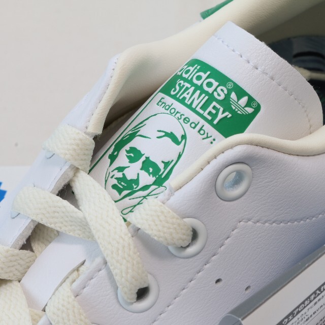 adidas(アディダス)の【新品】スタンスミス [STAN SMITH] FY1794 26.5cm メンズの靴/シューズ(スニーカー)の商品写真
