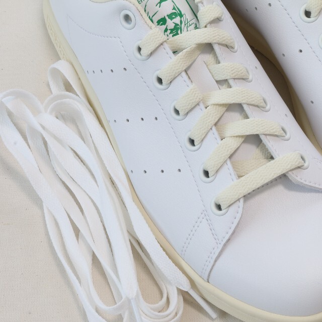 adidas(アディダス)の【新品】スタンスミス [STAN SMITH] FY1794 26.5cm メンズの靴/シューズ(スニーカー)の商品写真