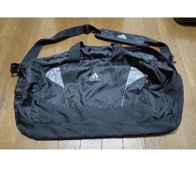 adidas(アディダス)のアディダス　ボストンバッグ（黒） メンズのバッグ(ボストンバッグ)の商品写真