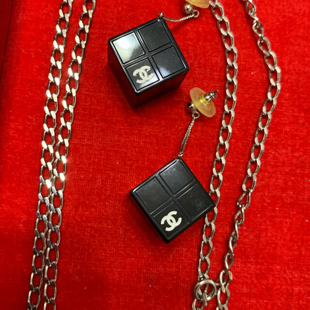 CHANEL(シャネル)のCHANEL ネックレス＆ピアス　２店セット レディースのアクセサリー(ネックレス)の商品写真