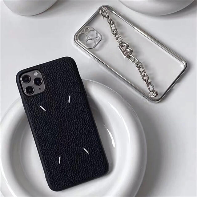 【新品未開封】iPhone 7/8/SEケース ブラック レザー 刺繍 スマホ/家電/カメラのスマホアクセサリー(iPhoneケース)の商品写真