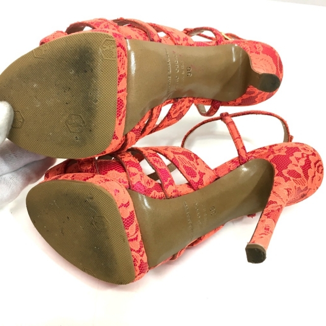 Nicholas Kirkwood(ニコラスカークウッド)のニコラス・カークウッド 刺繍 ハイヒールサンダル Tストラップサンダル オレンジ レディースの靴/シューズ(サンダル)の商品写真