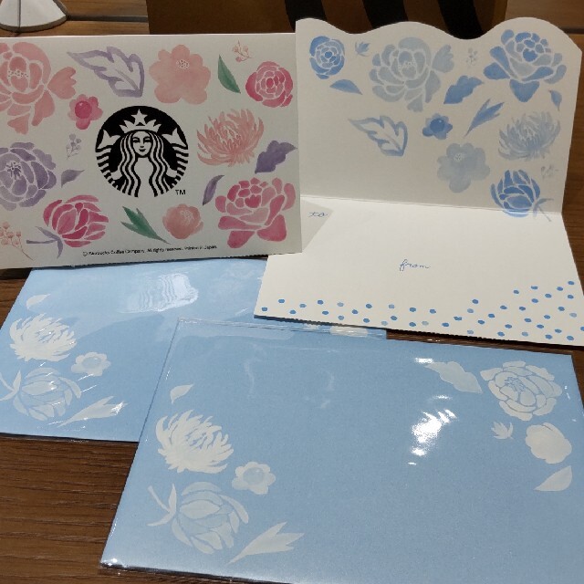 Starbucks Coffee(スターバックスコーヒー)の美品！スターバックス☆カード＆封筒　２セット　スタバ ハンドメイドの文具/ステーショナリー(カード/レター/ラッピング)の商品写真