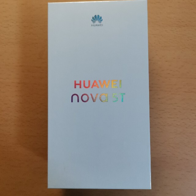 HUAWEI(ファーウェイ)のHUAWEI nova 5T クラッシュブルー　未開封新品 スマホ/家電/カメラのスマートフォン/携帯電話(スマートフォン本体)の商品写真