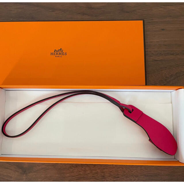 2022春の新作 Hermes - 新品 エルメス オランナノチャーム ローズ