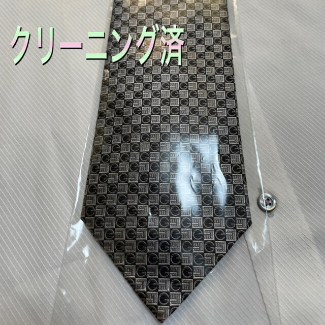 グッチ ネクタイ【未使用に近い】Gロゴ総柄 黒×グレー 光沢 やや厚手