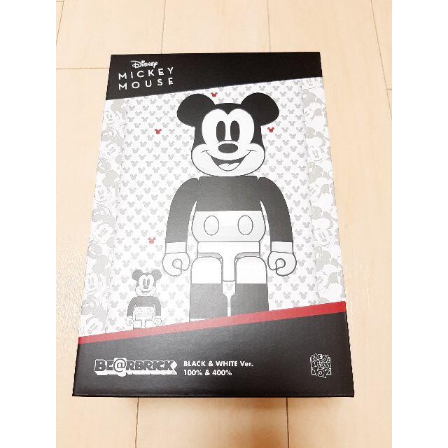 BE@RBRICK MICKEY MOUSE BLACK WHITE