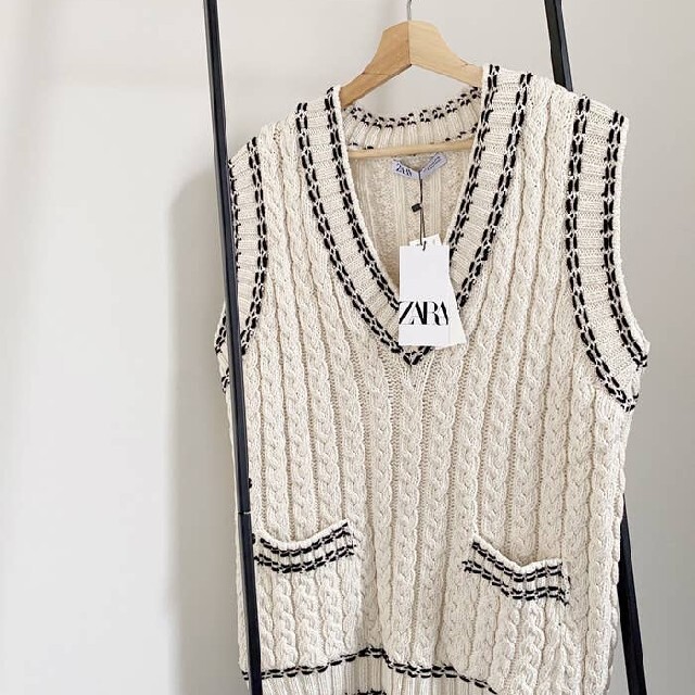ZARA ステッチニットベスト 2