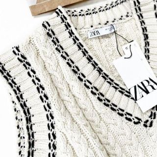 ザラ(ZARA)のZARA　ステッチニットベスト(ベスト/ジレ)